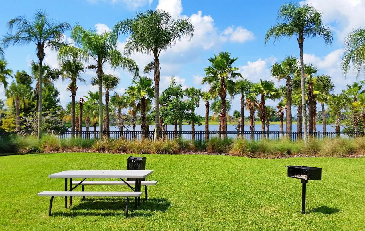 Palmavera Deluxe Kissimmee Buitenkant foto